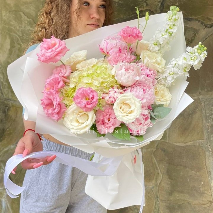 Букет с пионами №3 в Барнауле