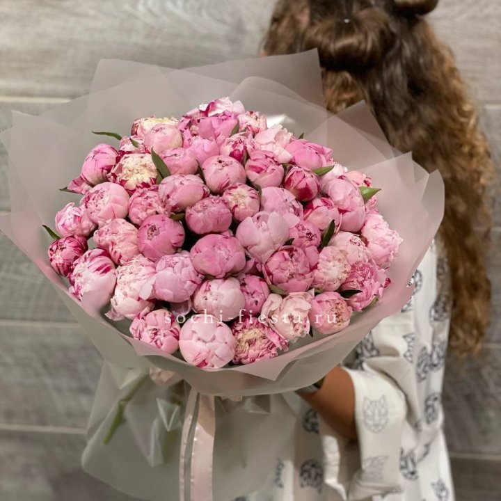 51 розовый пион в Барнауле