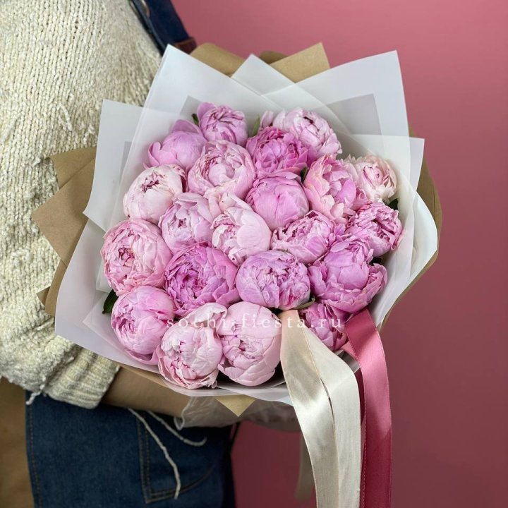 Букет из 21 пионов в Барнауле