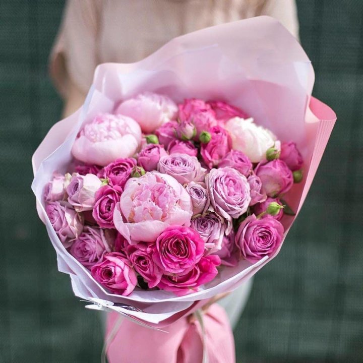 Букет с пионами "Леси" в Барнауле