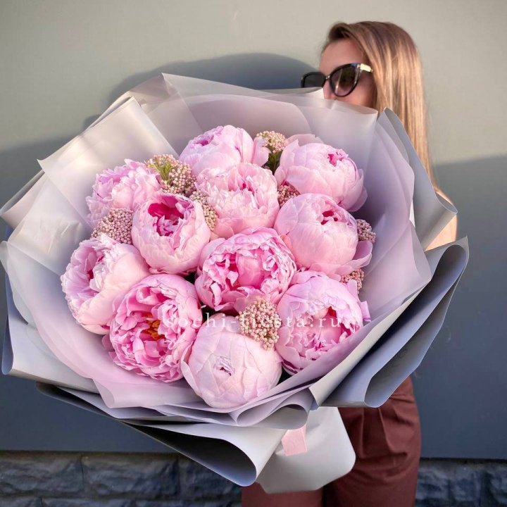 Букет с пионами "Стайл" в Барнауле