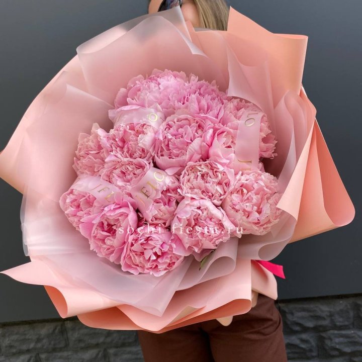 15 пионов "Монинг" в Барнауле