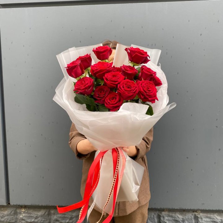 15 высоких роз  в Барнауле