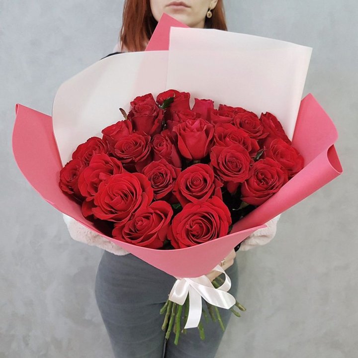 25 Красных роз рози вайт в Барнауле