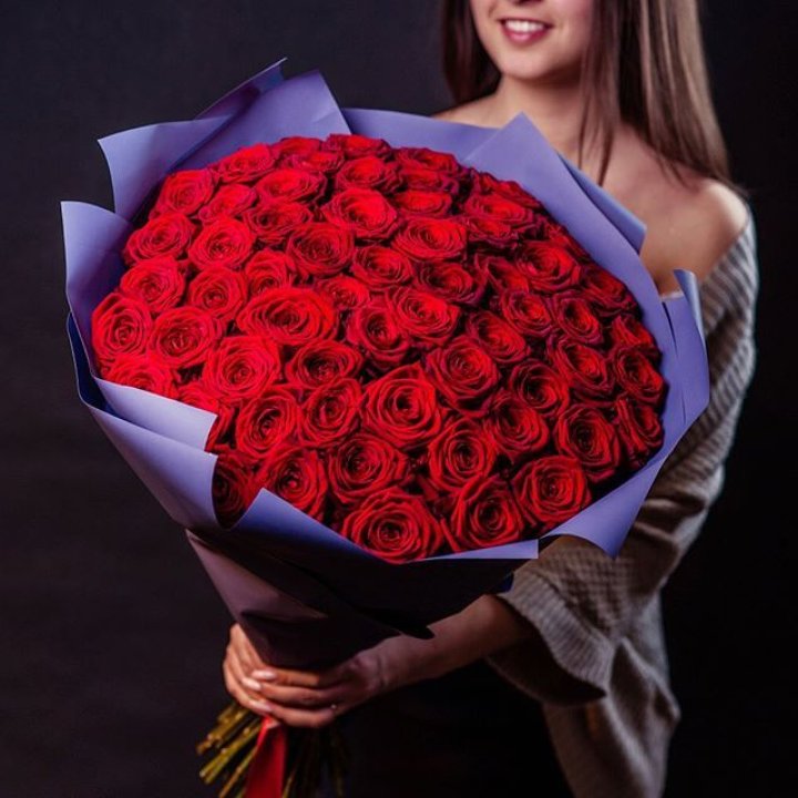 71 красная роза в Барнауле