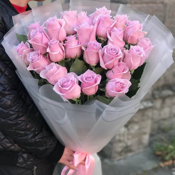 25 высоких розовых роз в Барнауле