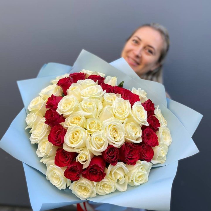 51 роза "Сердце" в Барнауле