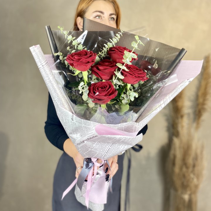 5 красных роз в Барнауле