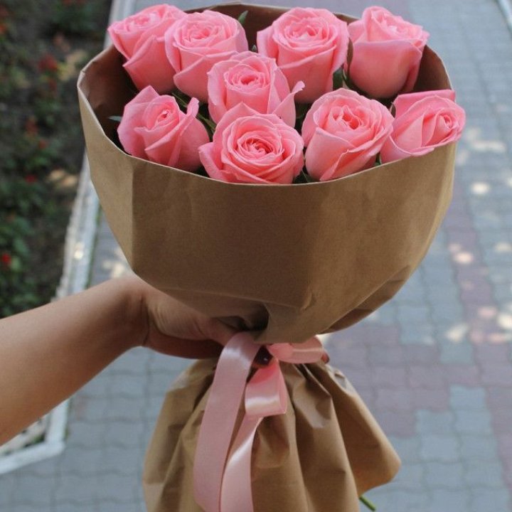 9 розовых роз в Барнауле