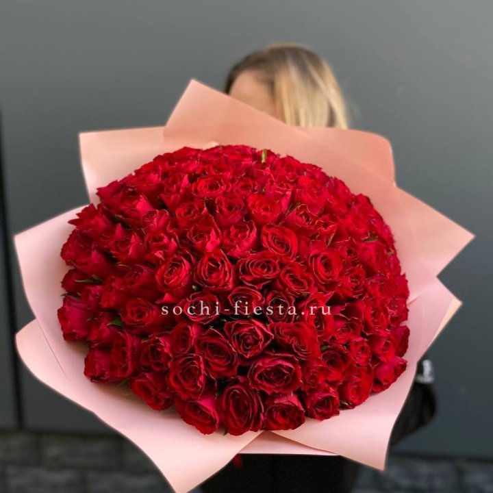 101 роза мадам ред в Барнауле