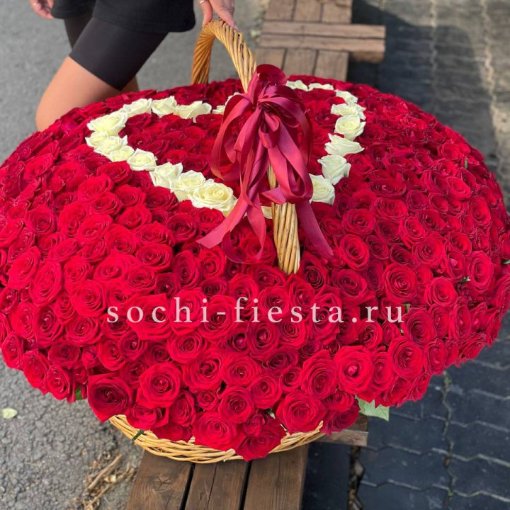 505 роз в Барнауле