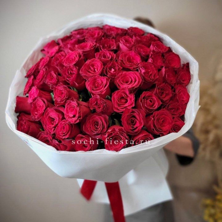 65 красных роз вайт в Барнауле