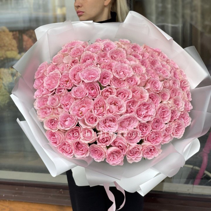 101 нежно-розовая роза в Барнауле