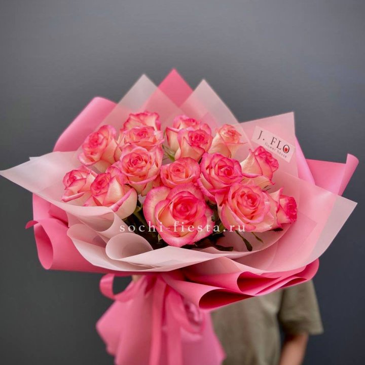 15 роз "Джумилия" в Барнауле