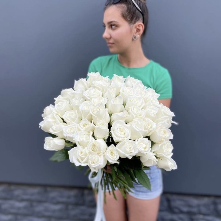 51 белая роза в Барнауле