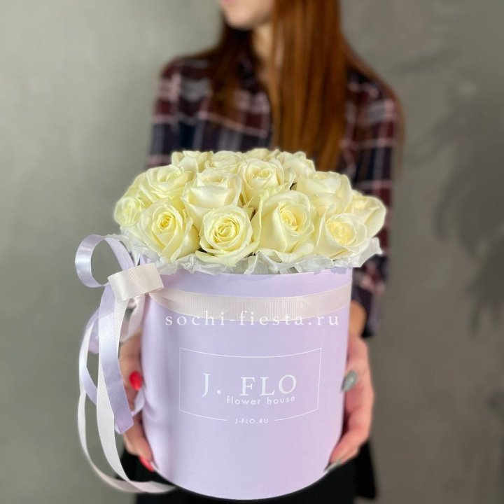 25 роз в цилиндре  в Барнауле