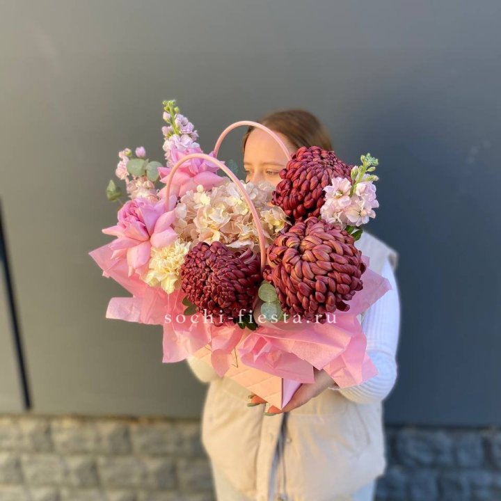 Сумочка нежная с бигуди в Барнауле