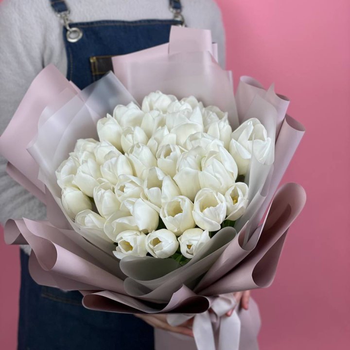 Букет белых тюльпанов "Пур-пур" в Барнауле