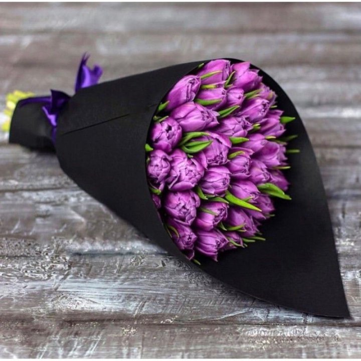 Пионовидные тюльпаны блэк в Барнауле