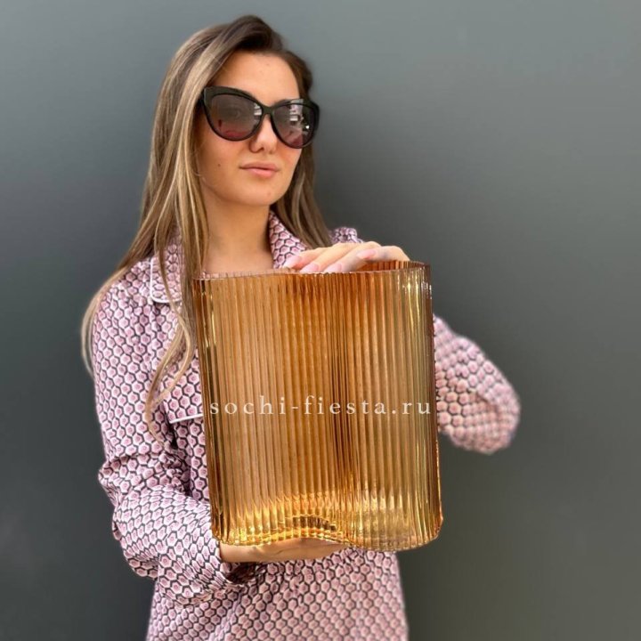 Стеклянная ваза №7 в Барнауле