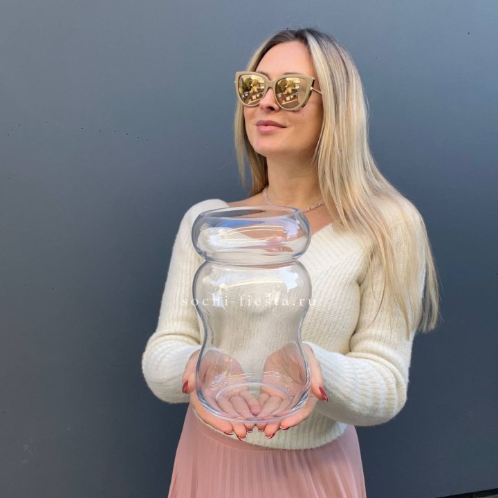 Стеклянная ваза №1 в Барнауле