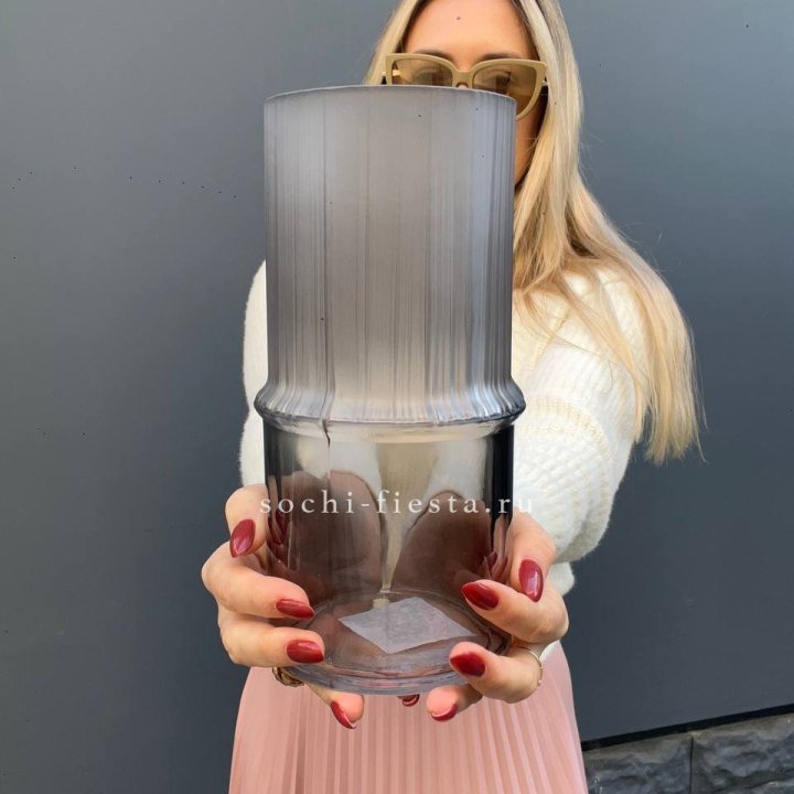 Стеклянная ваза №3 в Барнауле